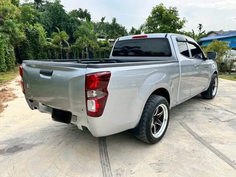 2021 Isuzu D-Max III (RG) 2