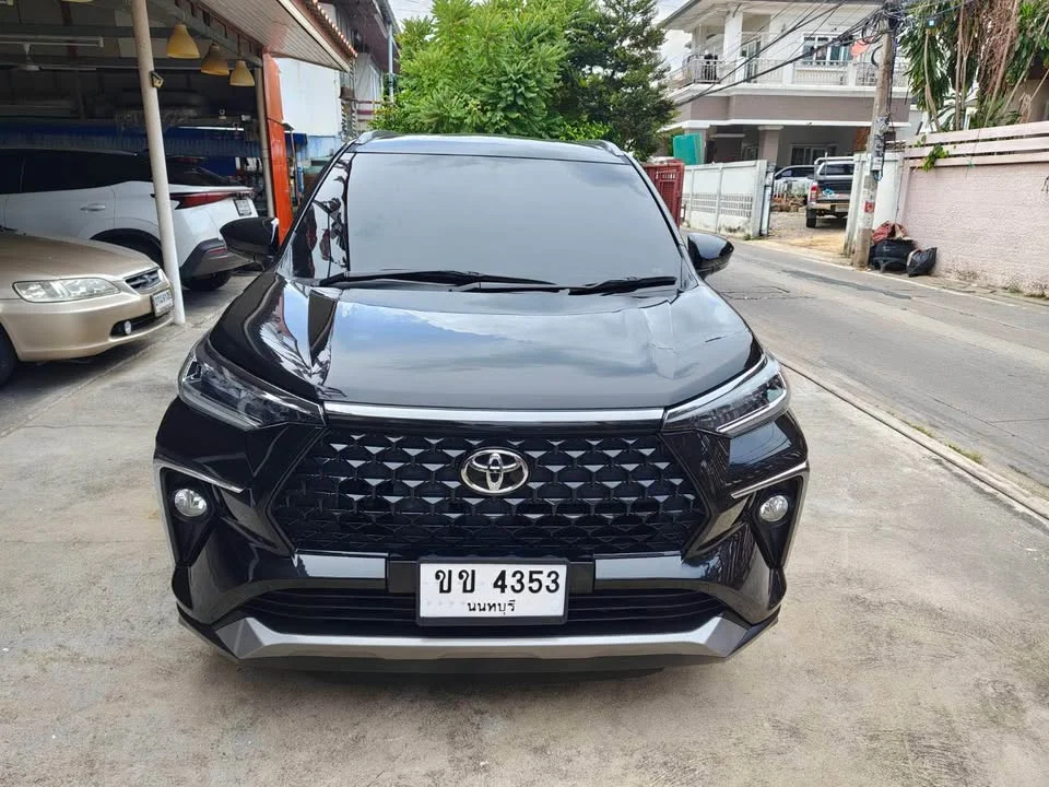 2023 Toyota Veloz III 3
