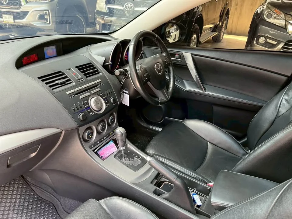 2013 Mazda 3 II 2