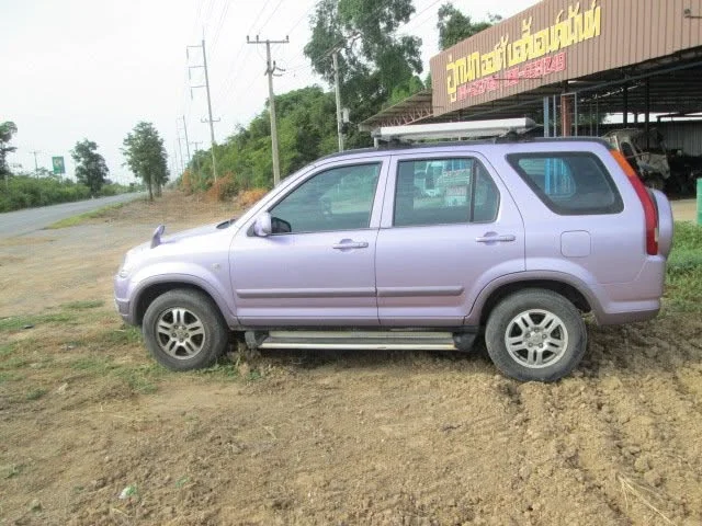 2004 Honda CR-V II 2