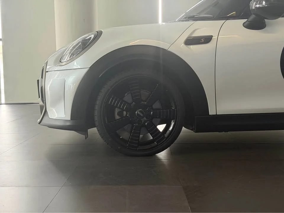 2024 Mini Hatch  III 3