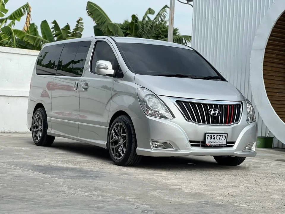 2011 Hyundai H-1 II 3