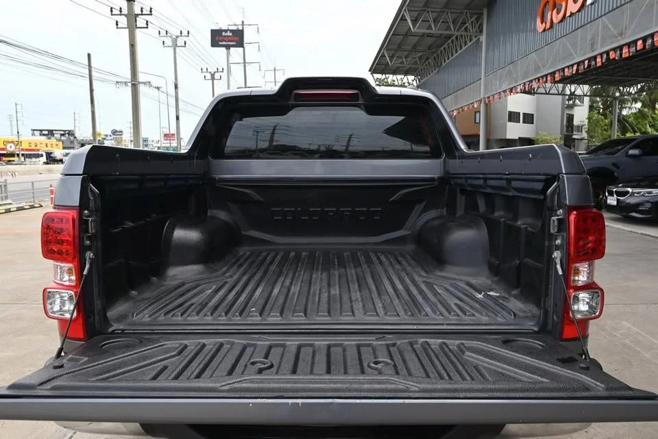 2018 Chevrolet Colorado II 3
