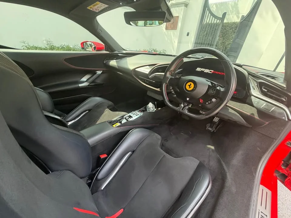 2021 Ferrari SF90 Stradale 3
