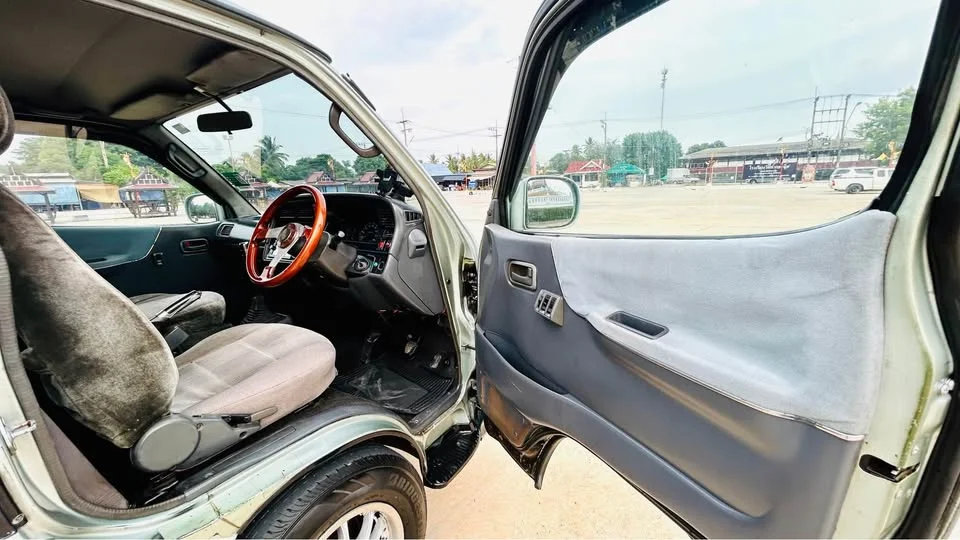 1998 Toyota Commuter IV (H100) 3