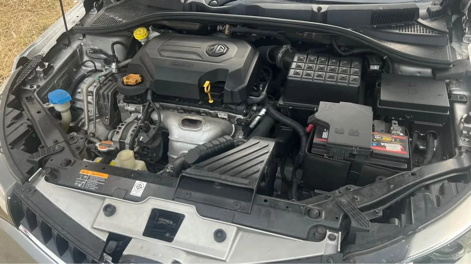 2015 MG 5 I  3