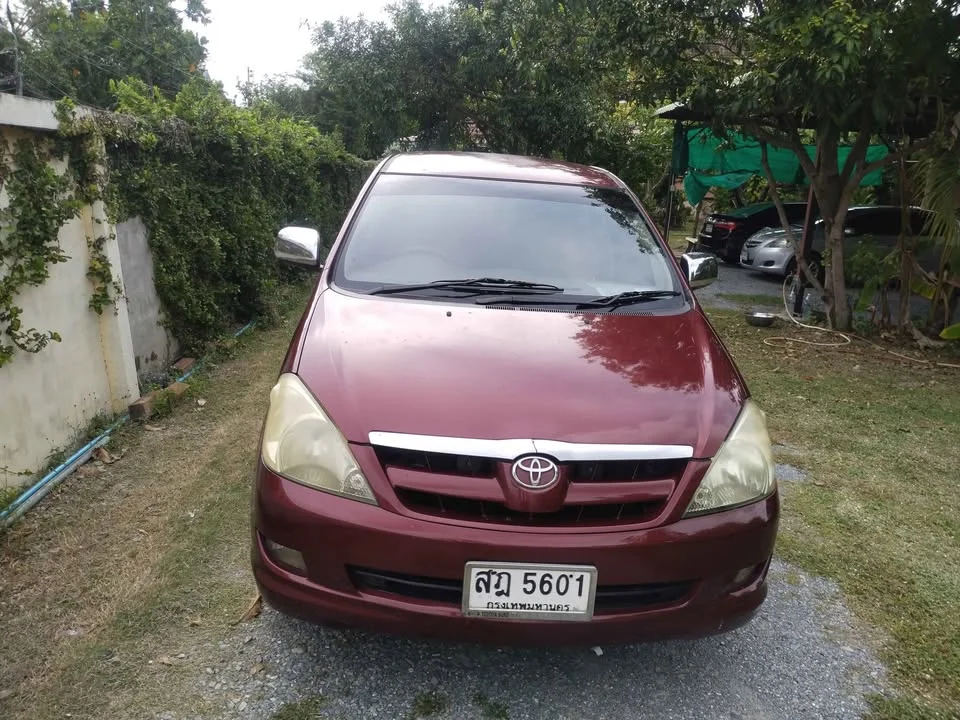 2005 Toyota Innova I 2