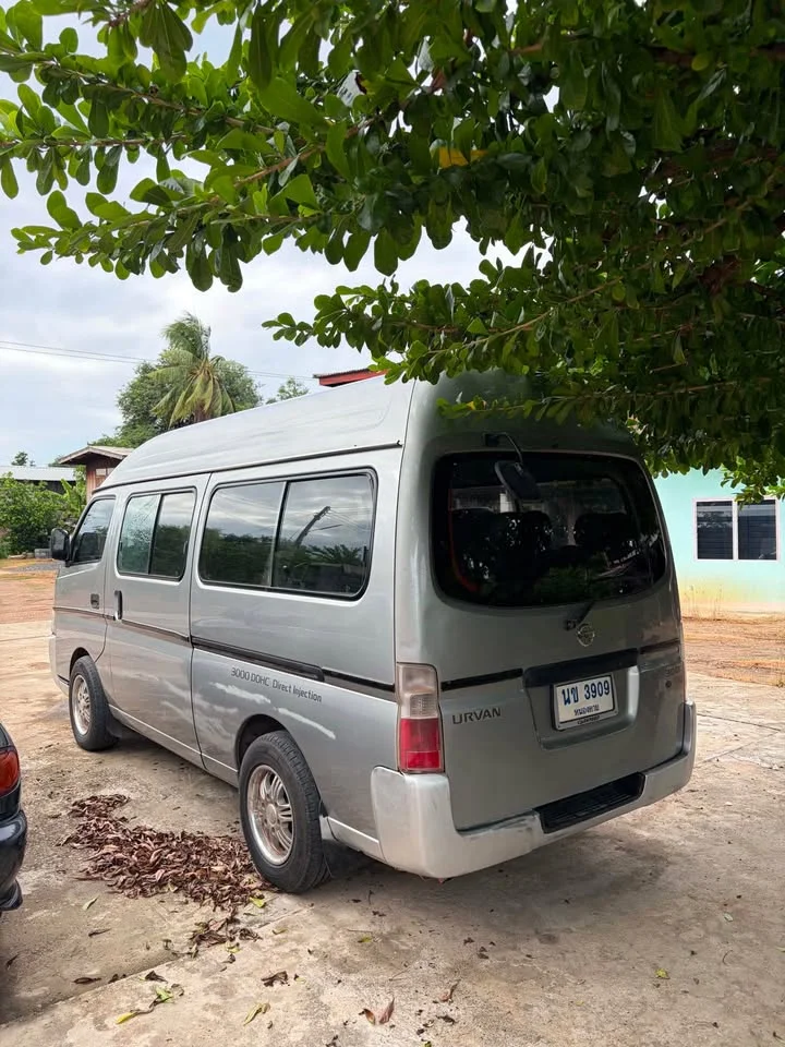 2005 Nissan Urvan V (E25) 2