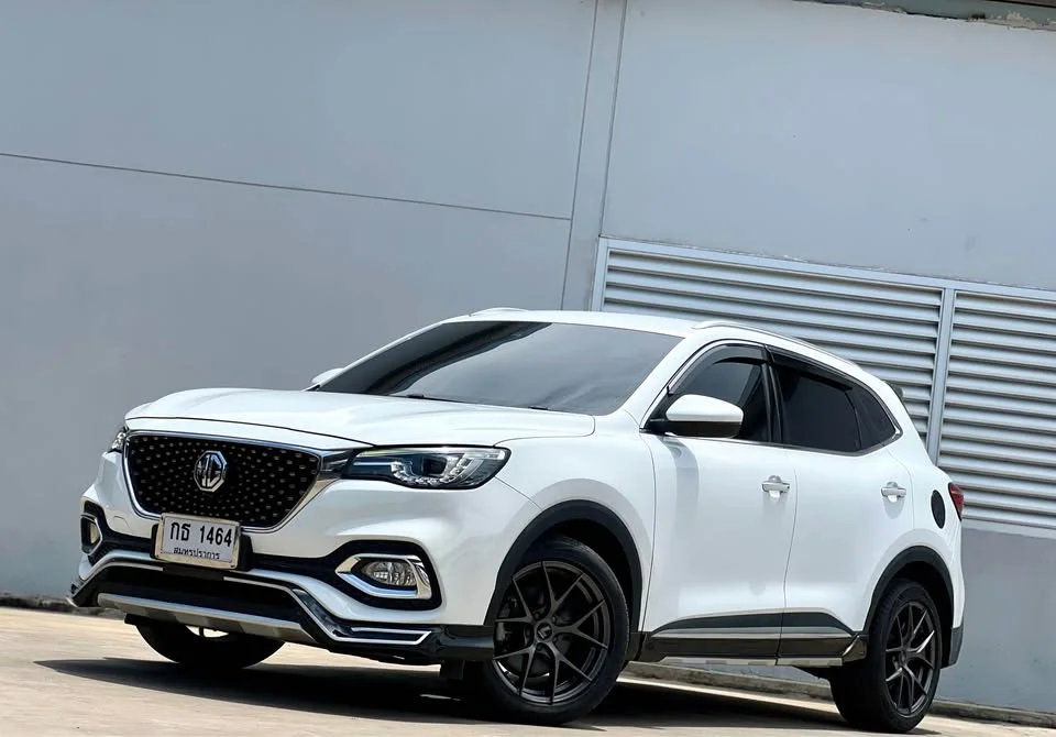 2021 MG HS 3