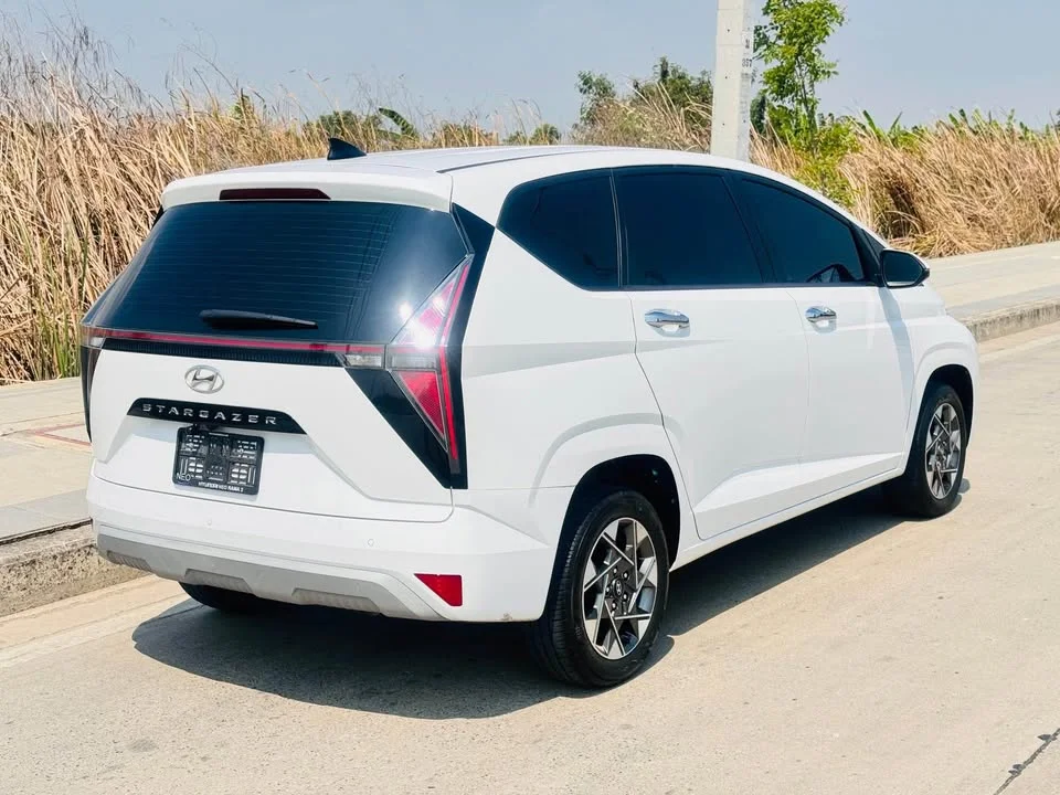 2023 Hyundai Stargazer KS 2