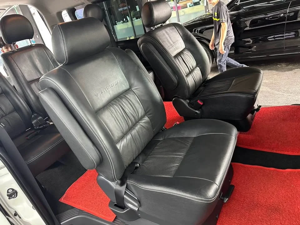 2016 Toyota HiAce V (H200) 3