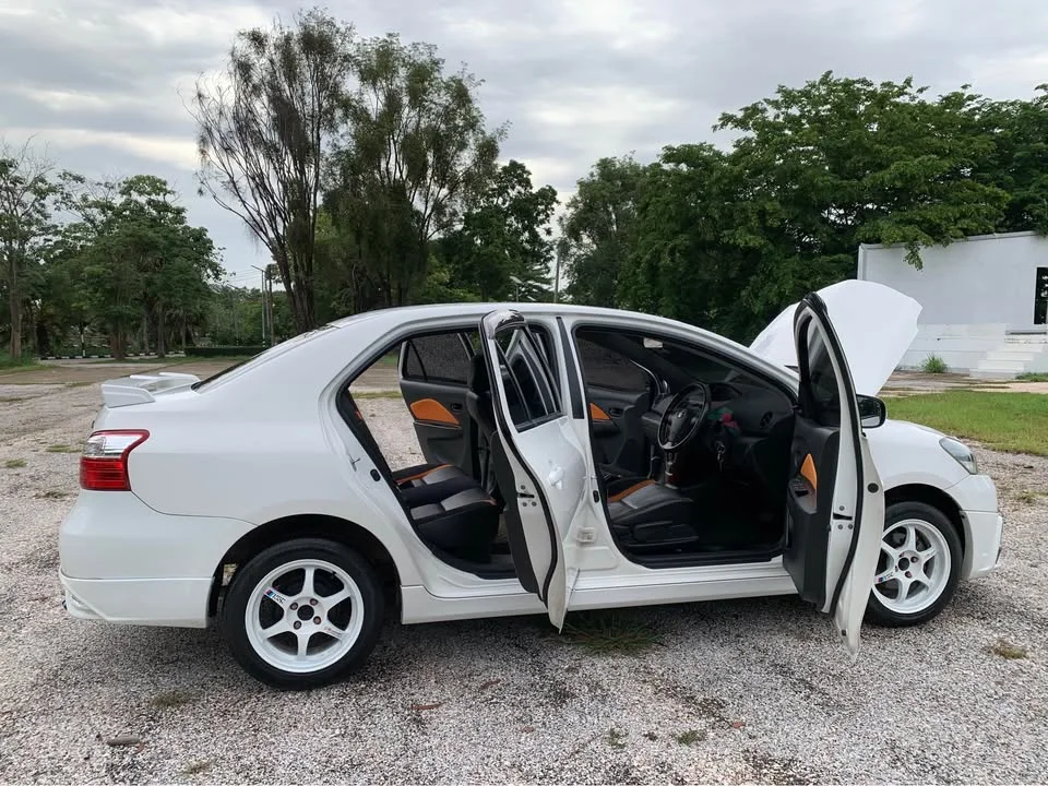 2012 Toyota Vios II 3