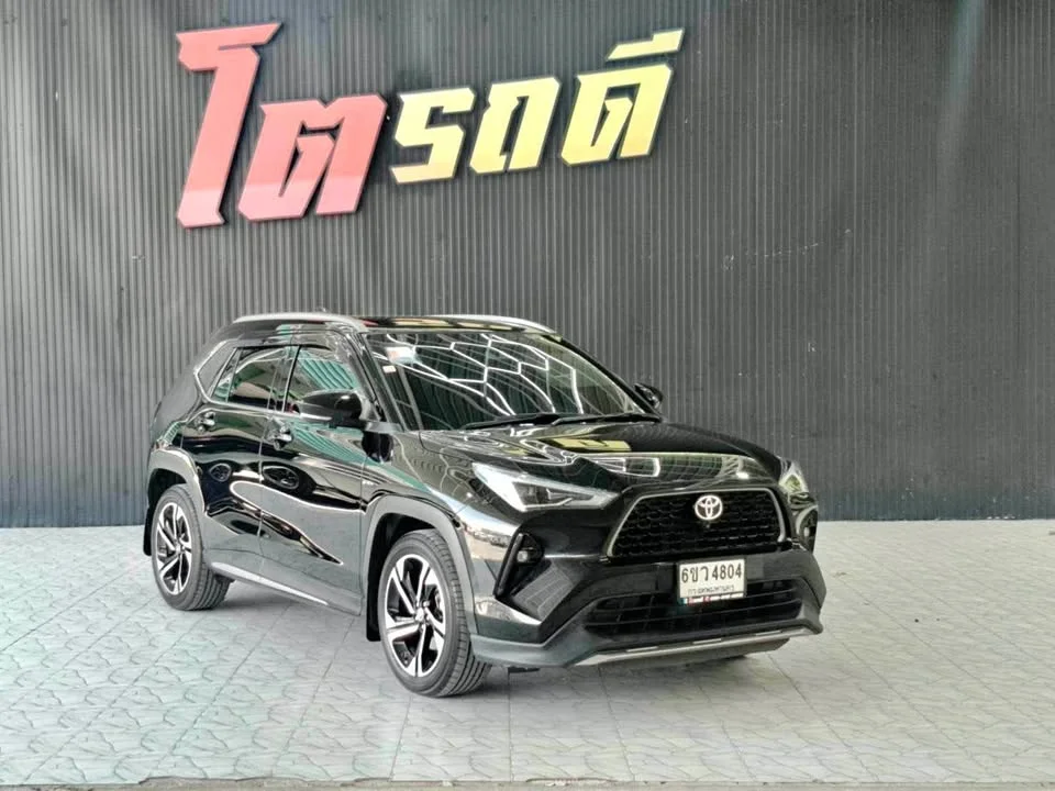 2025 Toyota Yaris Cross AC200 2