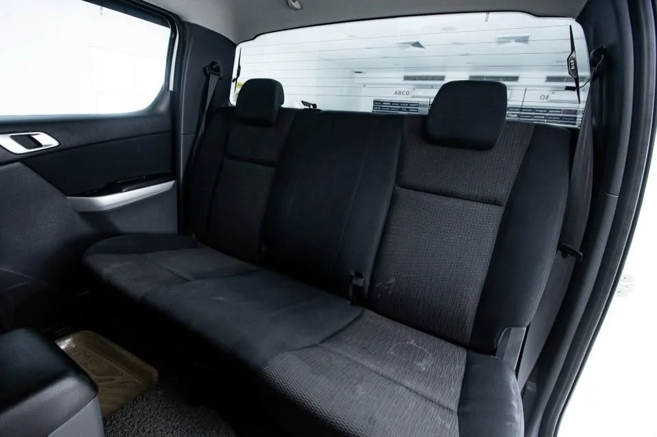 2014 Mazda BT-Series II 3