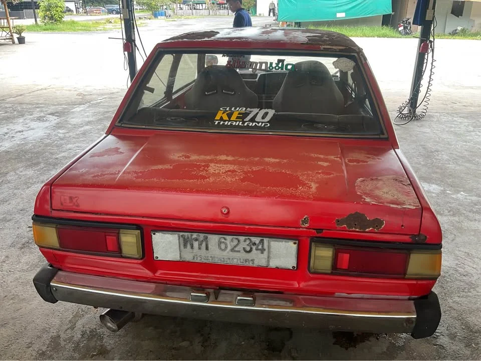 1988 Mitsubishi Triton I  3