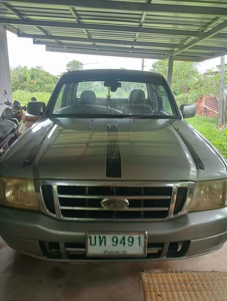 2004 Mazda 2500 Fighter V 2