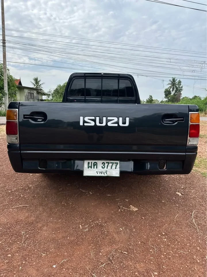 1997 Isuzu TFR III 3