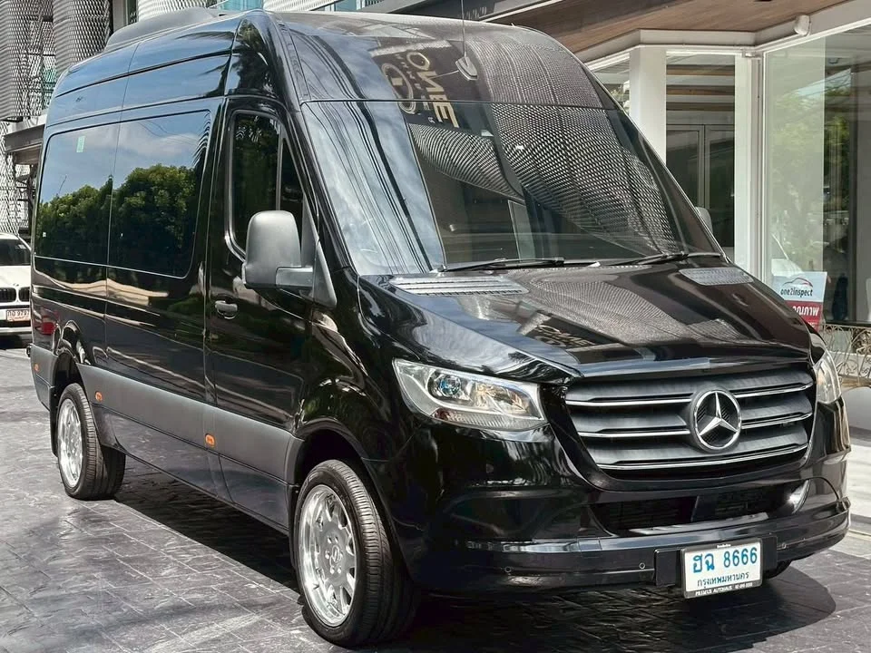 2021 Benz Sprinter VS30 3
