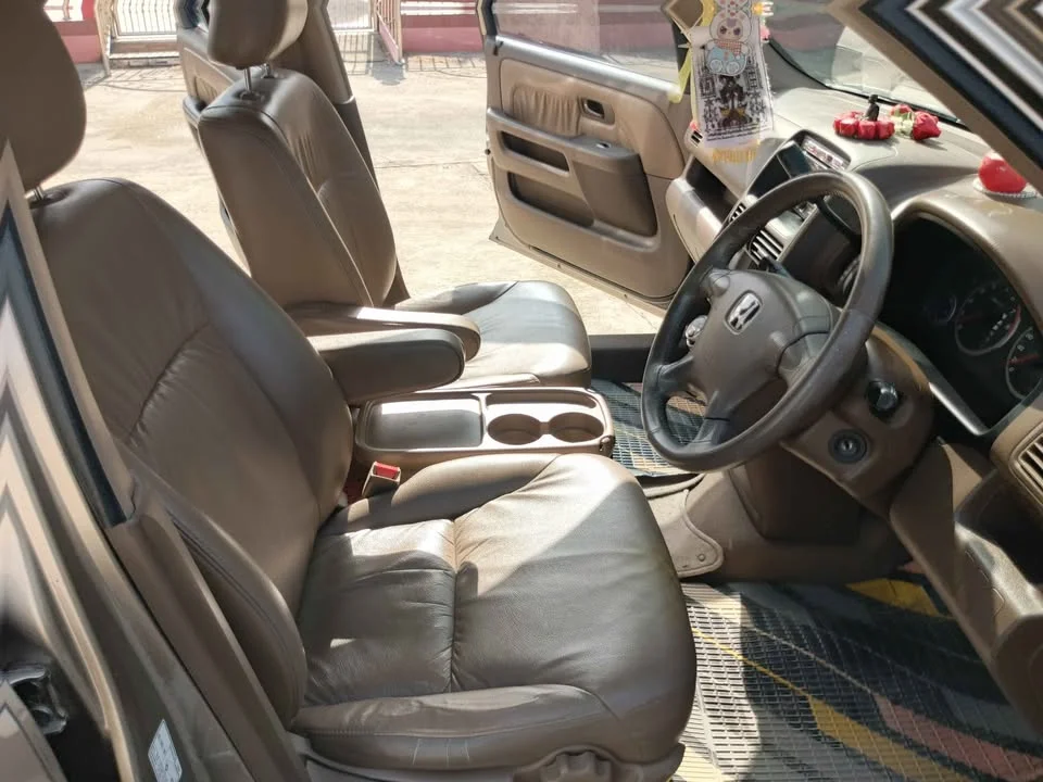 2004 Honda CR-V II 3