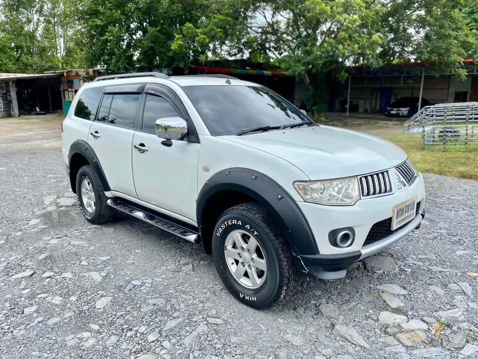 2010 Mitsubishi Pajero Sport II 3