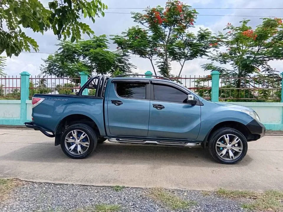 2014 Mazda BT-Series II 2