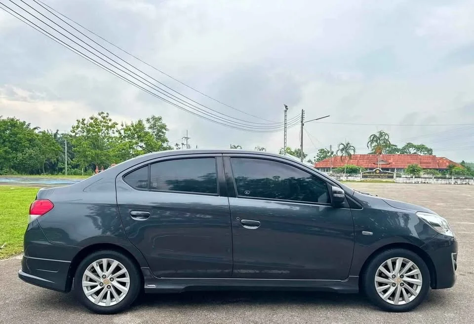 2013 Mitsubishi Attrage VI 2