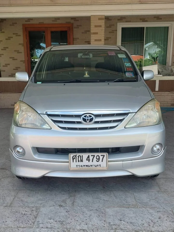 2004 Toyota Avanza I 2