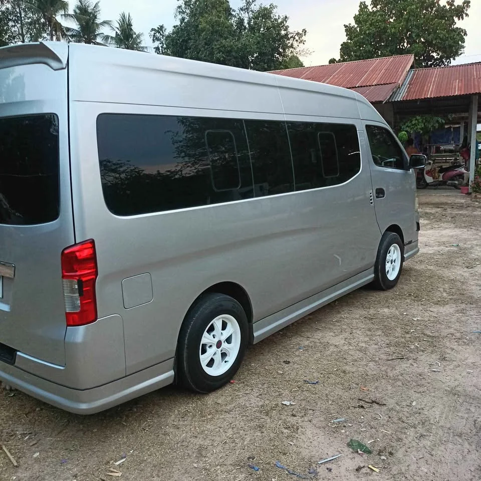 2013 Nissan Urvan VI (E26) 3