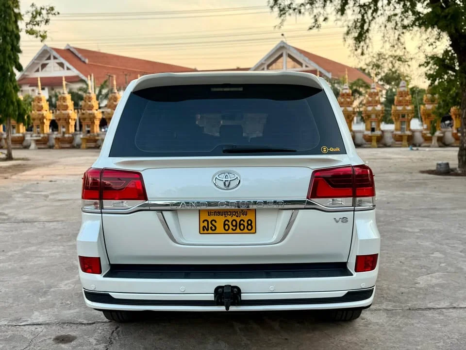 2017 Toyota Land Cruiser J200 2