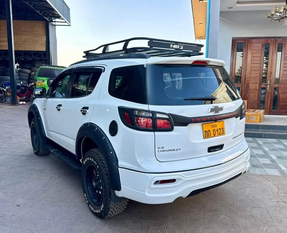 2014 Chevrolet TrailBlazer II 2