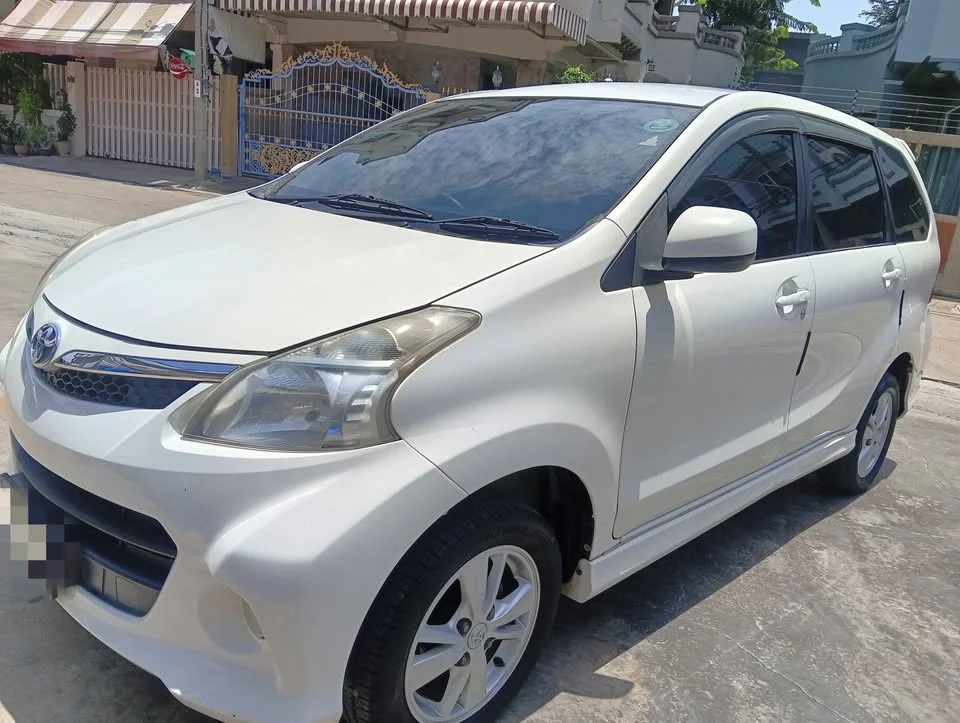 2014 Toyota Avanza II 3
