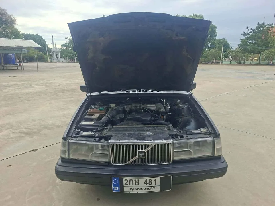 1990 Volvo 900 Series 3