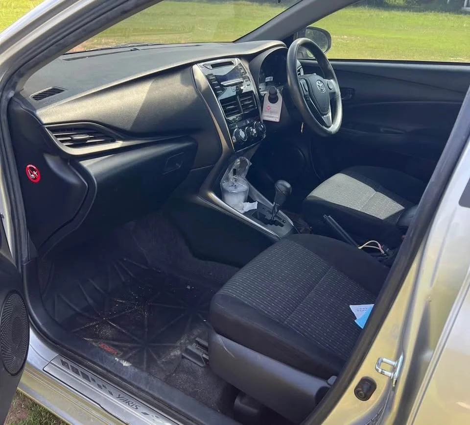 2020 Toyota Yaris ATIV III 2