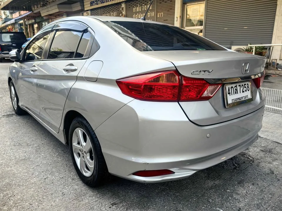 2016 Honda City VI 3