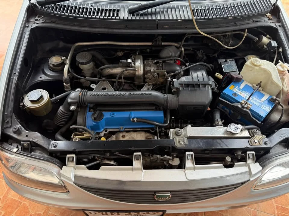 2010 Daihatsu Mira L500 3