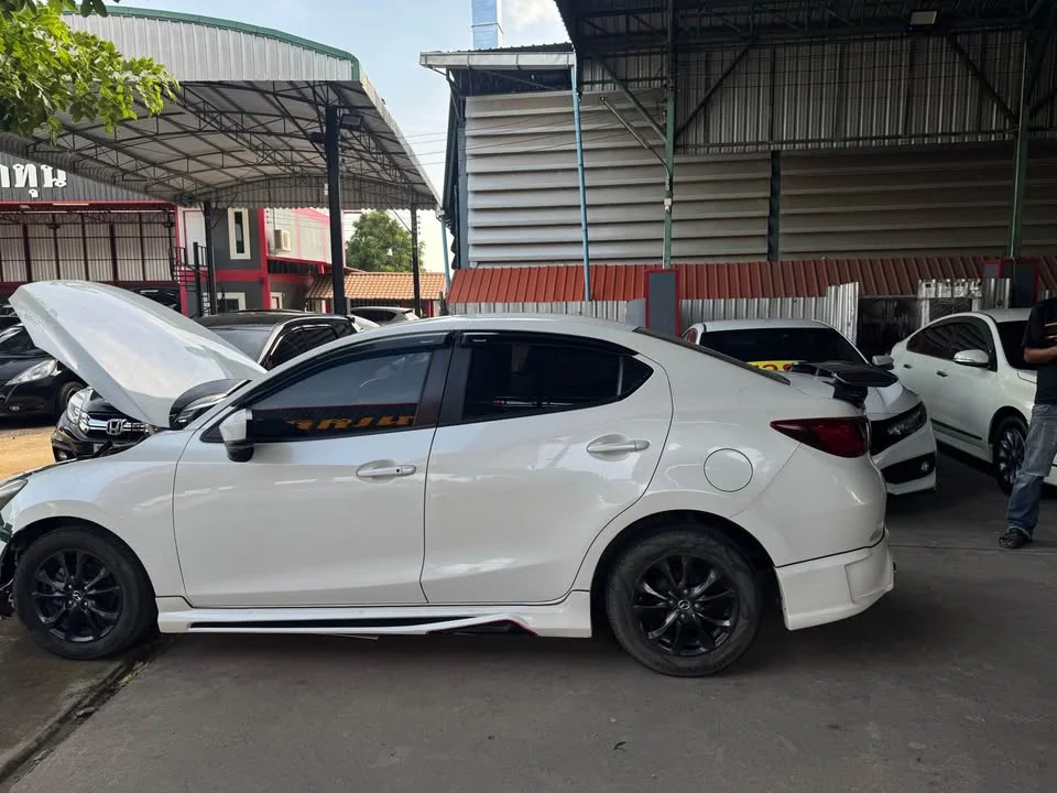 2019 Mazda 3 III 3