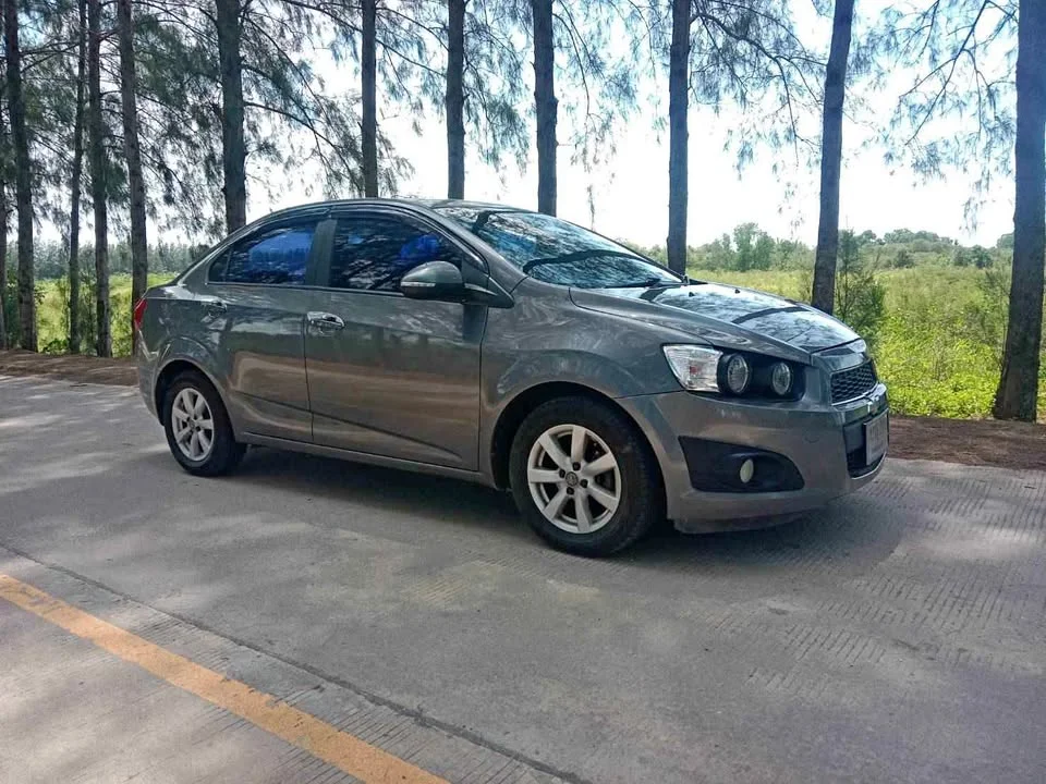 2015 Chevrolet Sonic 3