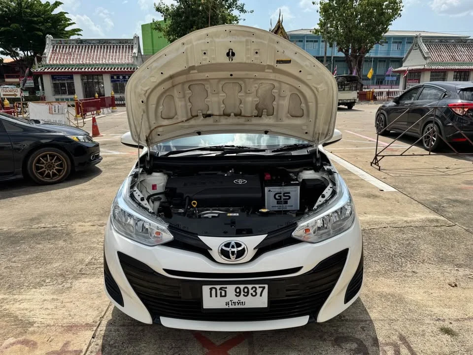 2017 Toyota Yaris ATIV III 3