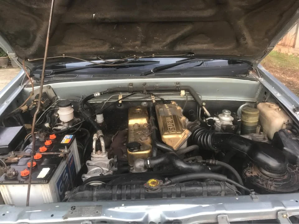 1995 Isuzu TFR III 2