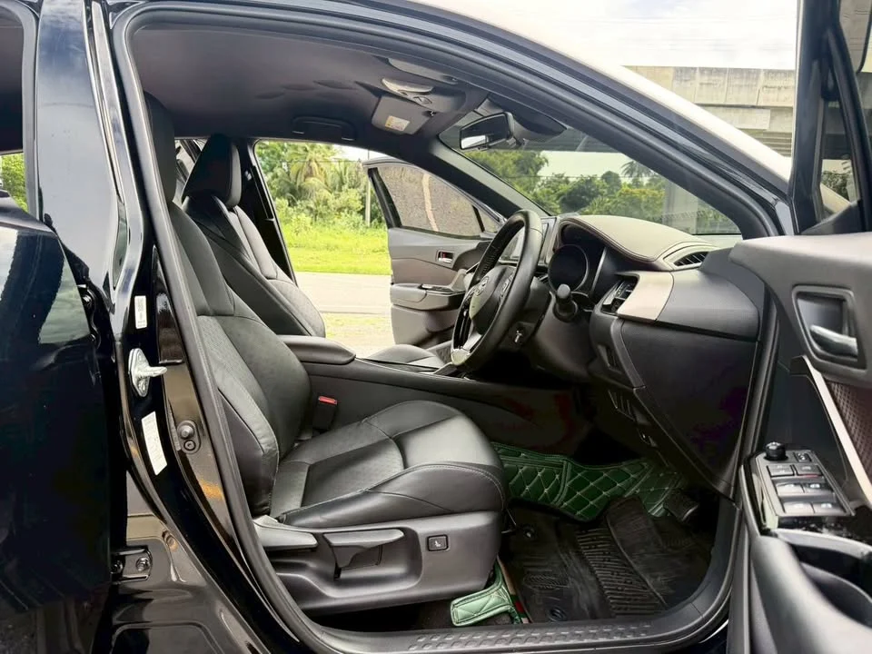 2023 Toyota C-HR I 2