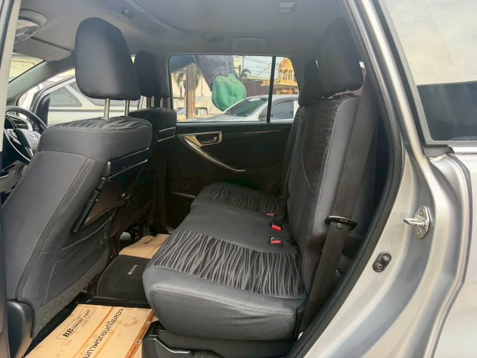 2021 Toyota Innova II 2