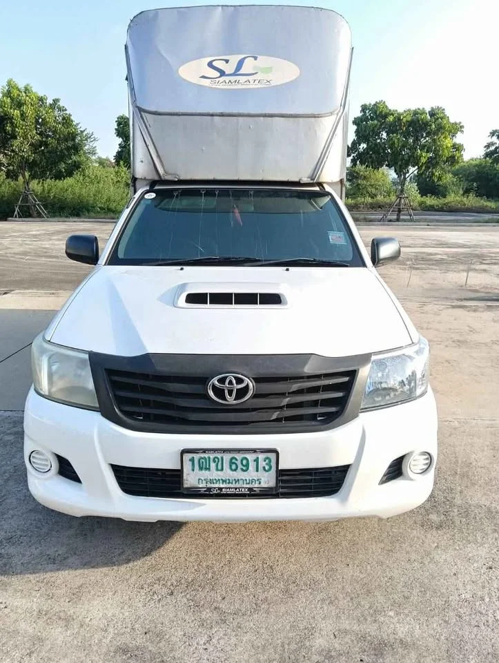 2013 Toyota Hilux VII 2