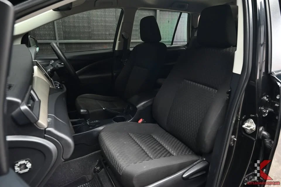 2021 Toyota Innova II 3