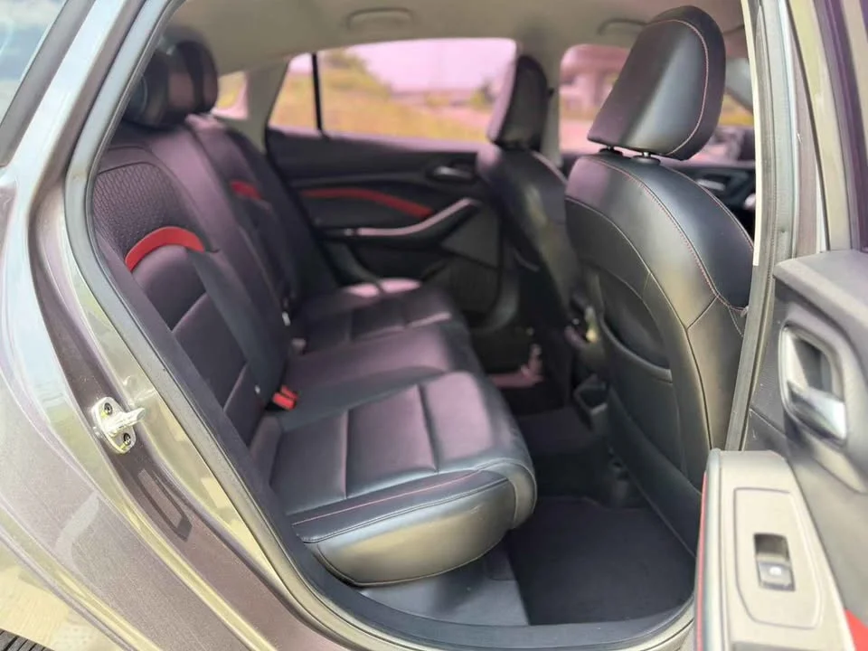 2022 MG 5 II 2