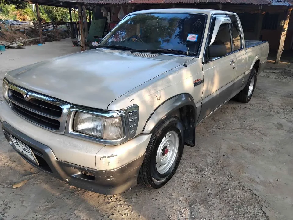 1997 Mazda B2500 IV 2