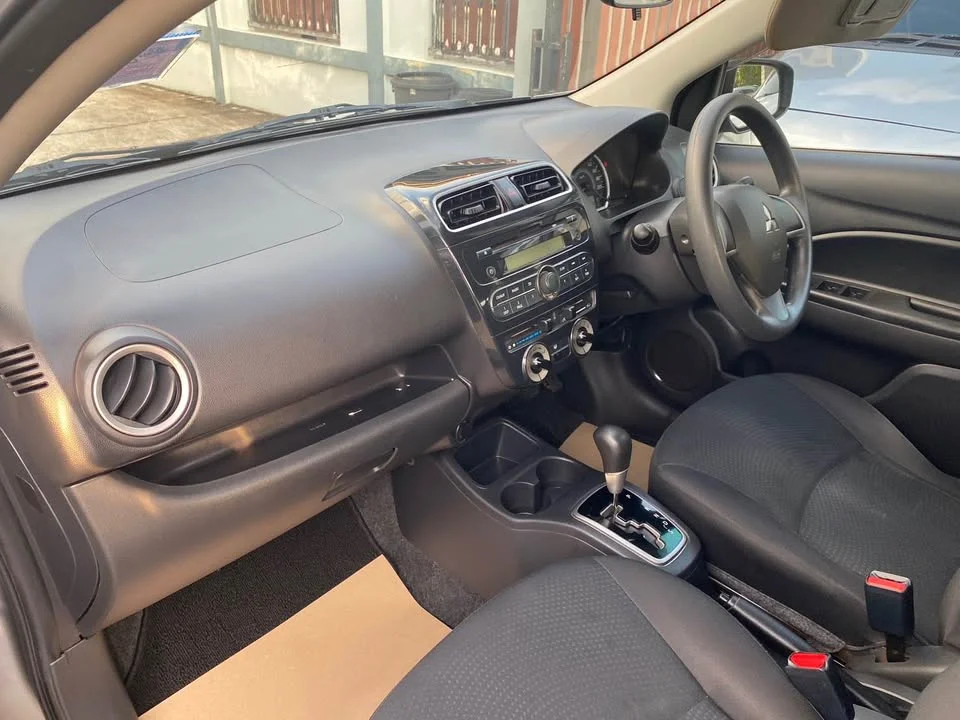 2015 Mitsubishi Attrage VI 2