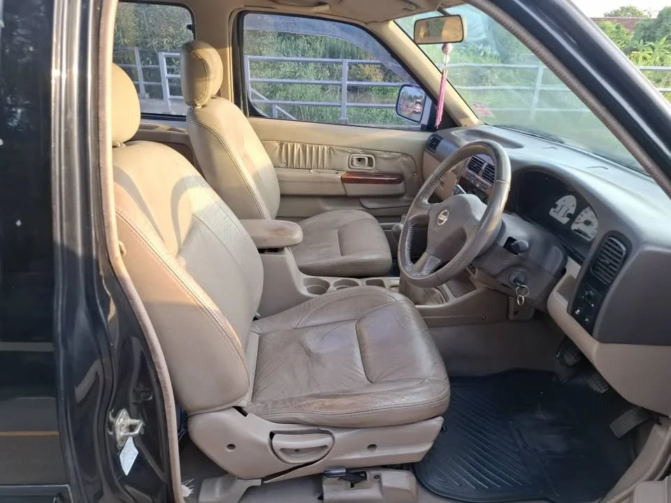 Nissan Frontier I 3