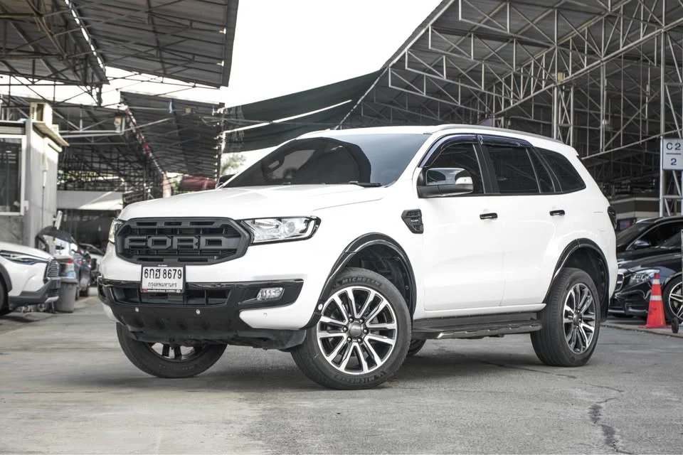 2018 Ford Everest II 2