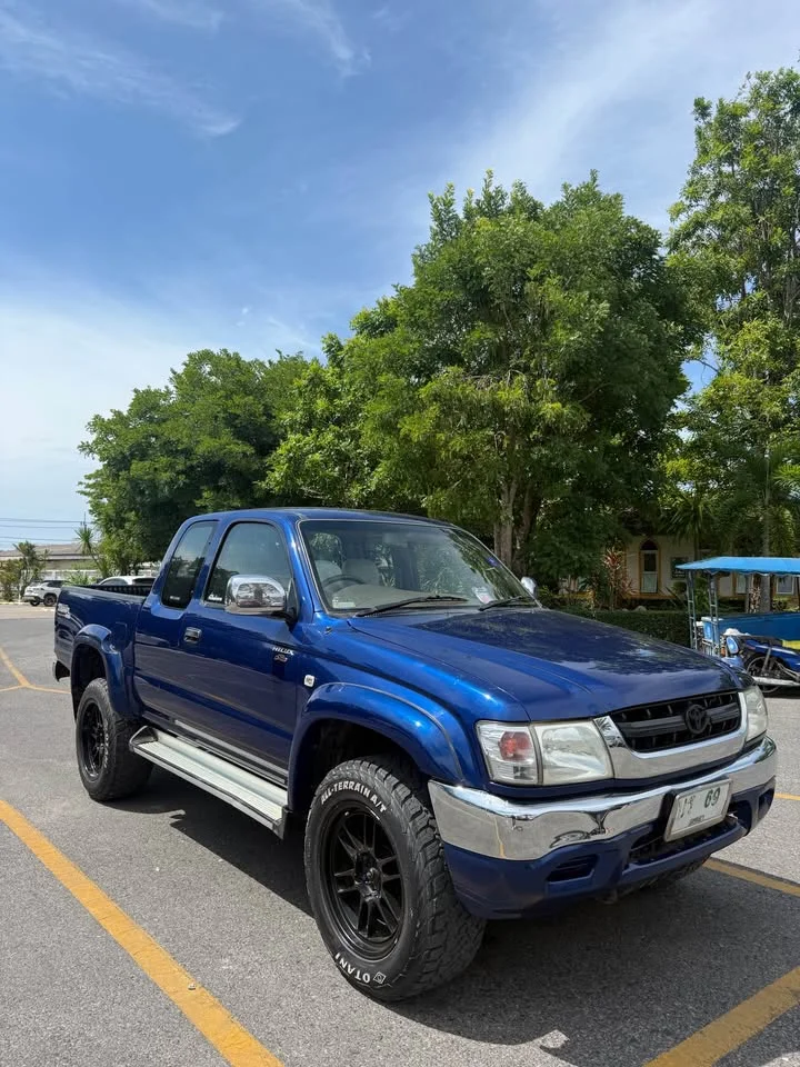 2004 Toyota Hilux Tiger VI 2