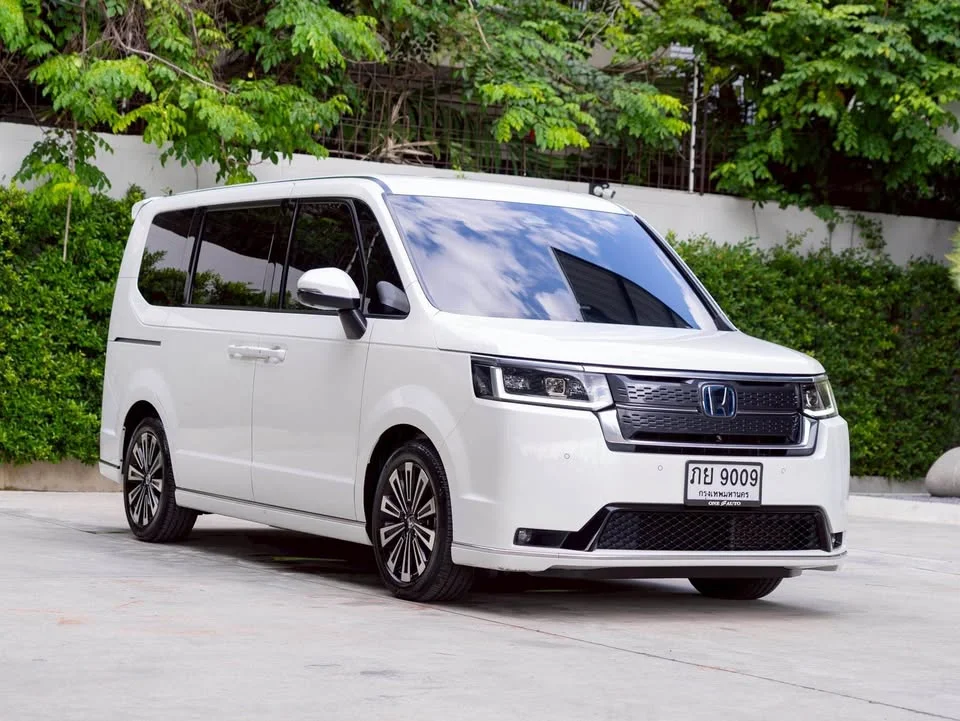 2023 Honda Stepwgn VI 3